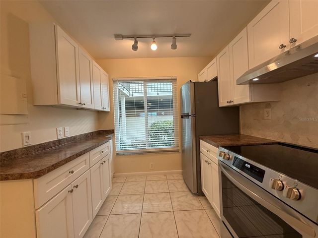 6219 PALMA DEL MAR BOULEVARD S 105, St Petersburg, FL 33715