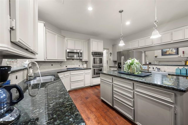 12426 Wealdstone Drive, Tomball, TX 77377