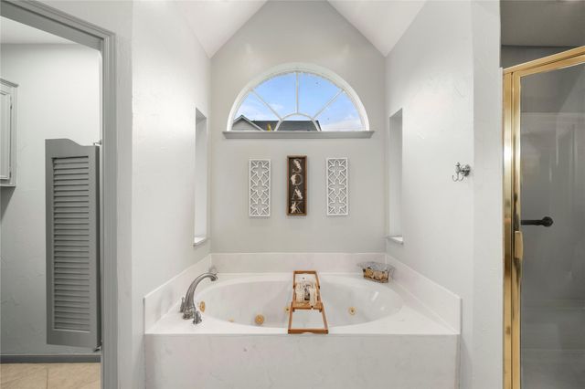 12426 Wealdstone Drive, Tomball, TX 77377