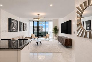 1000 Brickell Plz PH5203, Miami, FL 33131