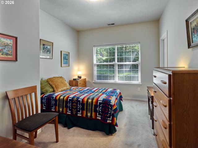 238 ROCK St, Silverton, OR 97381