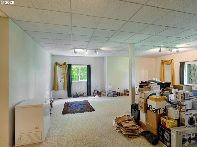 238 ROCK St, Silverton, OR 97381