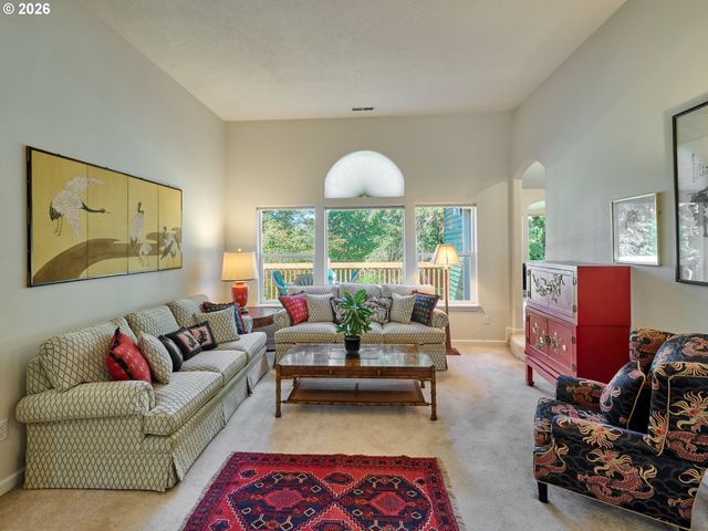 238 ROCK St, Silverton, OR 97381