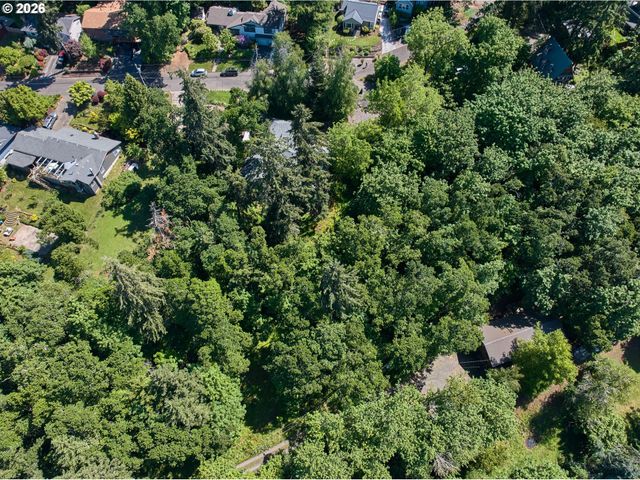 238 ROCK St, Silverton, OR 97381