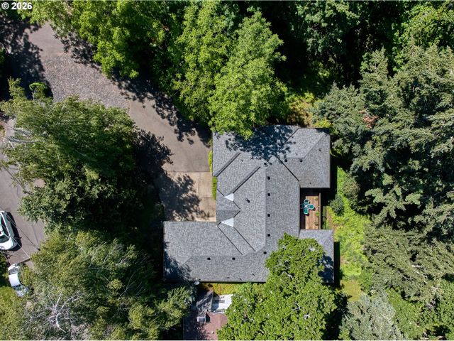 238 ROCK St, Silverton, OR 97381