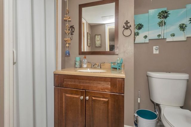 10 Laroche St, Ludlow, MA 01056