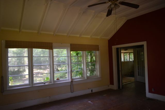 143 Hillcrest Dr, Madison, TN 37115