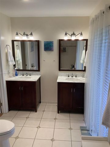 5780 SW 59th Pl, South Miami, FL 33143