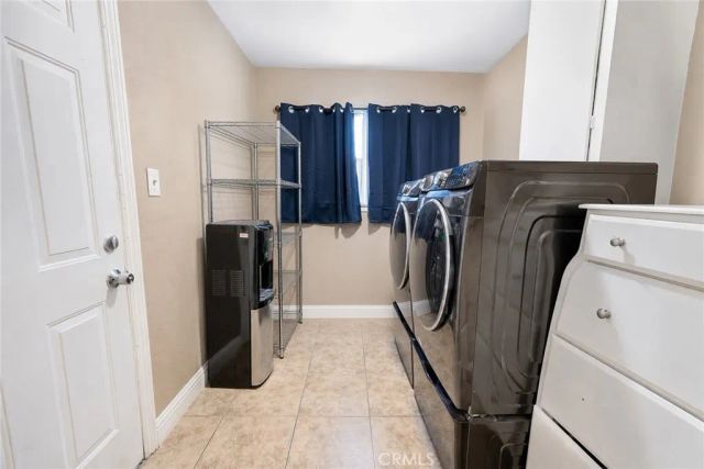 1321 Vale, Bakersfield, CA 93306