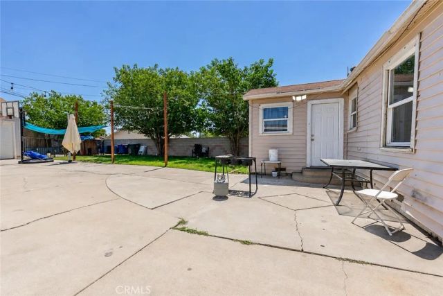 1321 Vale, Bakersfield, CA 93306