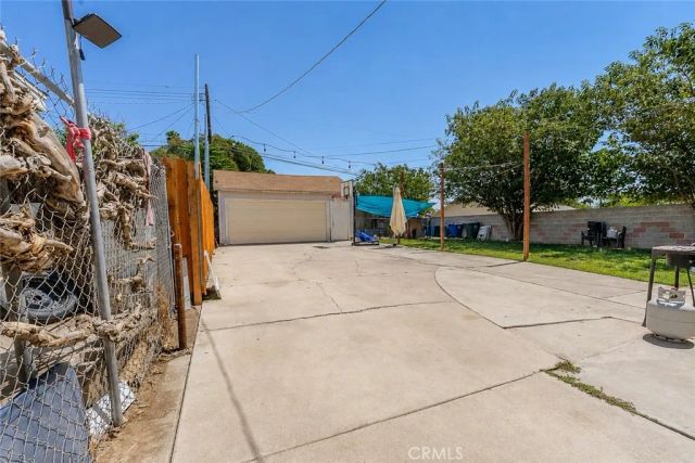 1321 Vale, Bakersfield, CA 93306