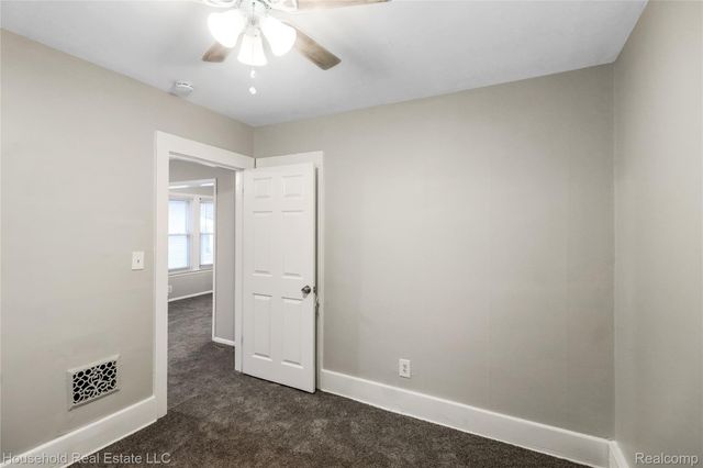 245 S Edith Street, Pontiac, MI 48342