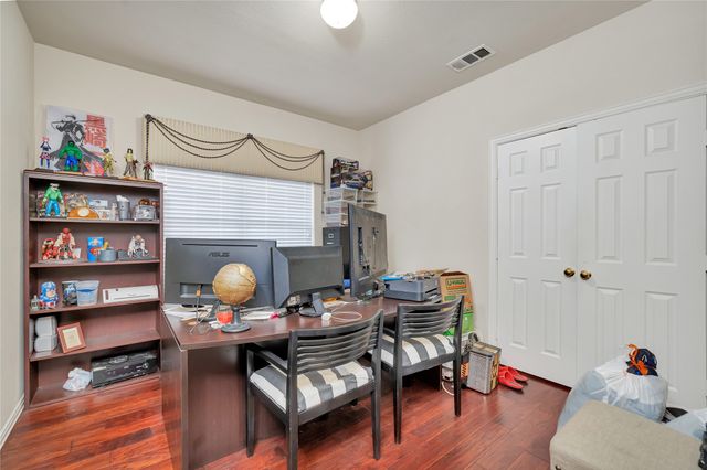 2812 Pinnacle Drive, Burleson, TX 76028