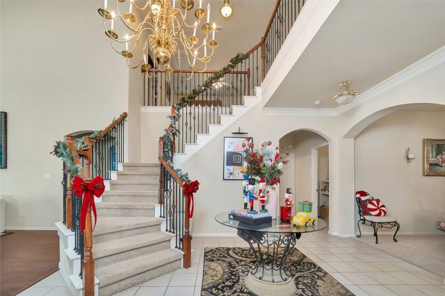 2812 Pinnacle Drive, Burleson, TX 76028