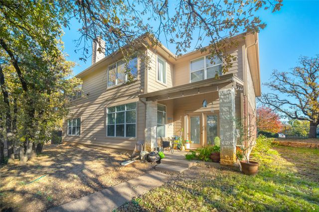 2812 Pinnacle Drive, Burleson, TX 76028