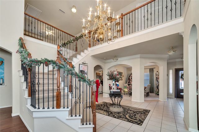 2812 Pinnacle Drive, Burleson, TX 76028