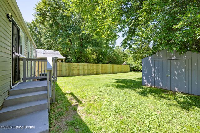 1932 Beech St, Louisville, KY 40210