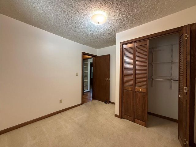 13227 Bennington Avenue, Grandview, MO 64030