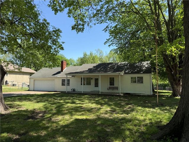 13227 Bennington Avenue, Grandview, MO 64030