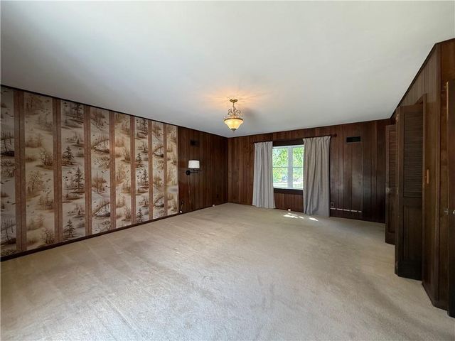 13227 Bennington Avenue, Grandview, MO 64030