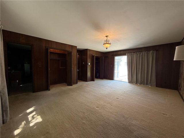 13227 Bennington Avenue, Grandview, MO 64030