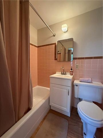 13227 Bennington Avenue, Grandview, MO 64030