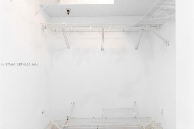 7933 West Dr 1025, North Bay Village, FL 33141