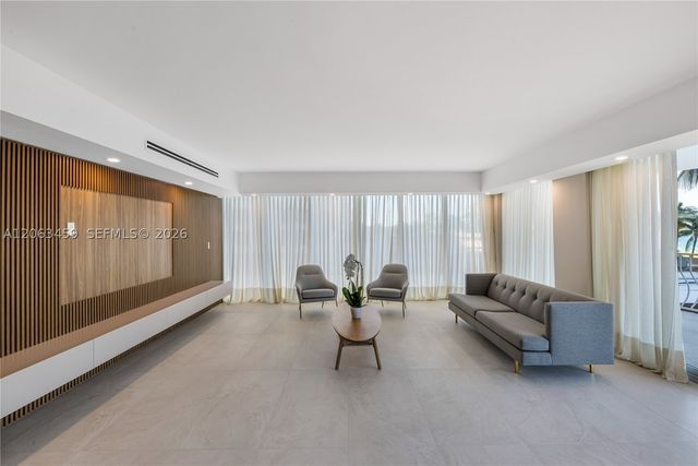 10155 Collins Ave 202, Bal Harbour, FL 33154