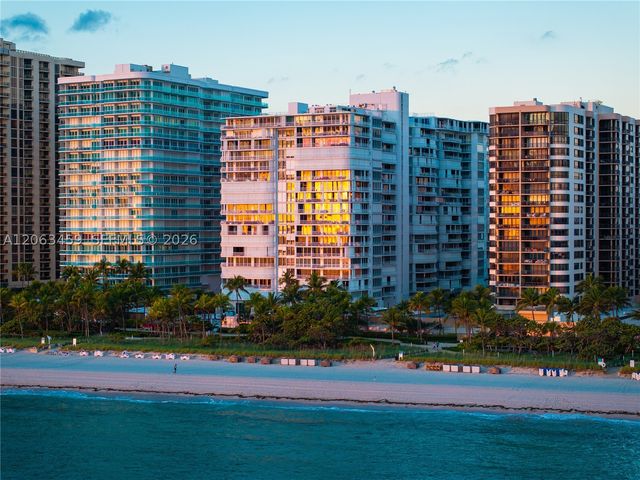 10155 Collins Ave 202, Bal Harbour, FL 33154