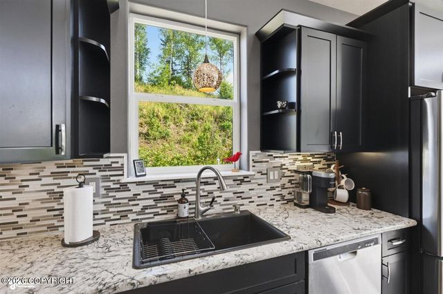 3061 W Wintergreen Drive, Wasilla, AK 99654