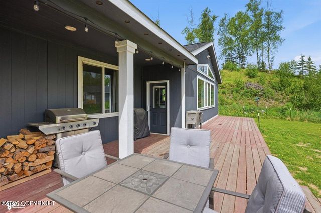 3061 W Wintergreen Drive, Wasilla, AK 99654