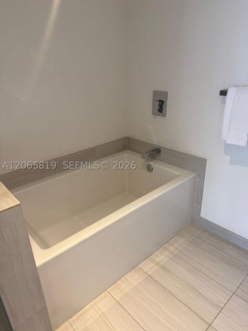 4010 S Ocean Dr T3507, Hollywood, FL 33019