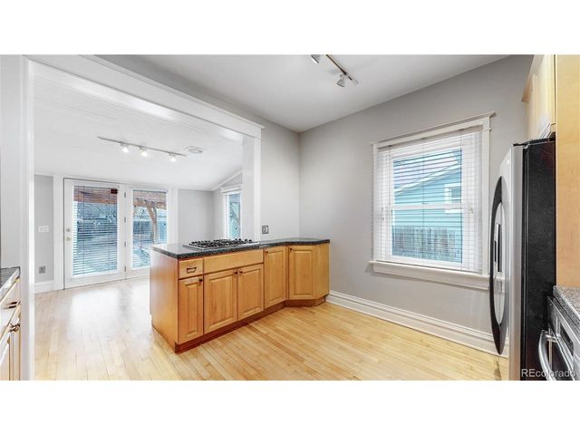 218 S Emerson St, Denver, CO 80209