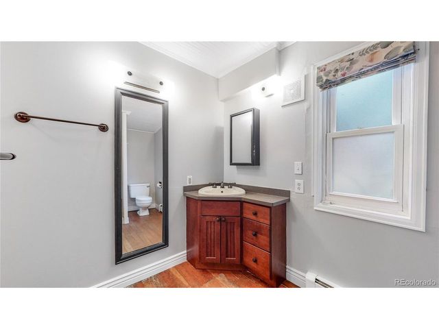 218 S Emerson St, Denver, CO 80209