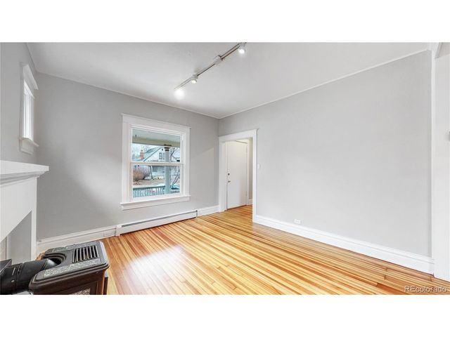 218 S Emerson St, Denver, CO 80209