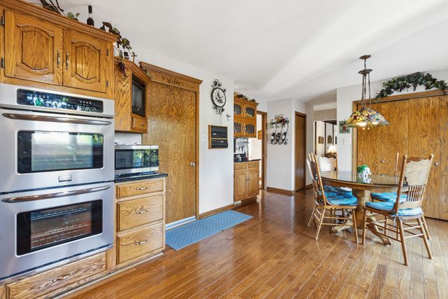 901 Saint Andrews Way, Frankfort, IL 60423