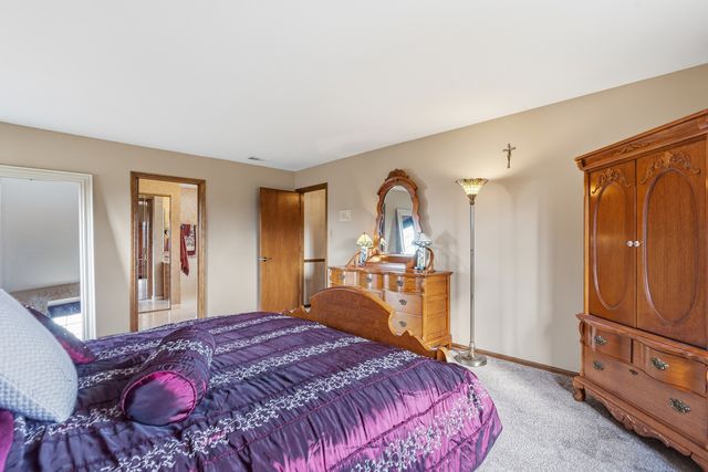 901 Saint Andrews Way, Frankfort, IL 60423