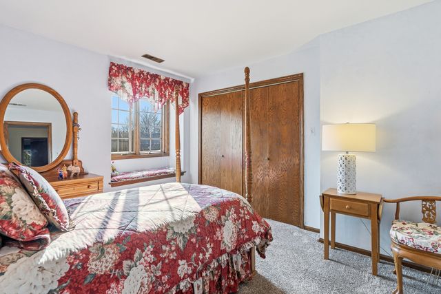 901 Saint Andrews Way, Frankfort, IL 60423