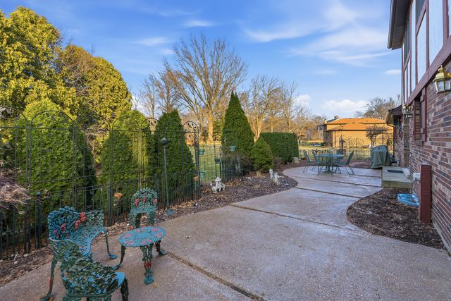 901 Saint Andrews Way, Frankfort, IL 60423