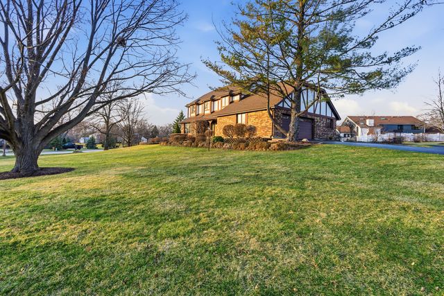 901 Saint Andrews Way, Frankfort, IL 60423