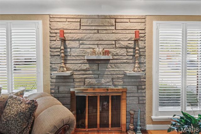 208 Brentmoor Drive, Belleville, IL 62223