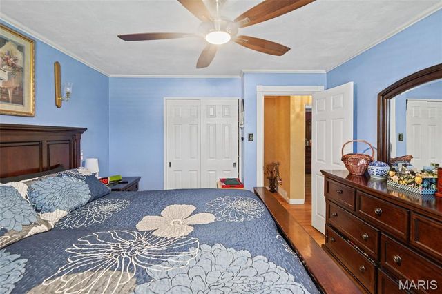 208 Brentmoor Drive, Belleville, IL 62223
