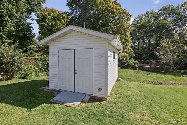 208 Brentmoor Drive, Belleville, IL 62223