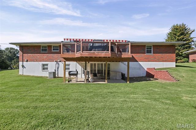 208 Brentmoor Drive, Belleville, IL 62223