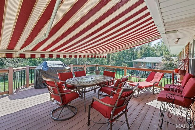 208 Brentmoor Drive, Belleville, IL 62223