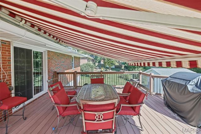 208 Brentmoor Drive, Belleville, IL 62223