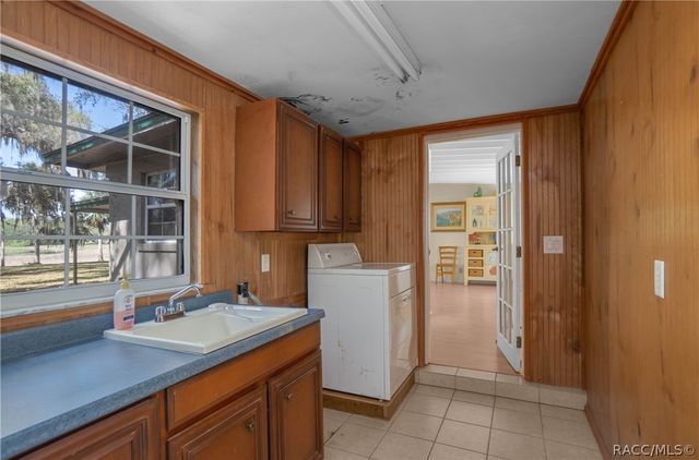 8050 S Baker Avenue, Floral City, FL 34436