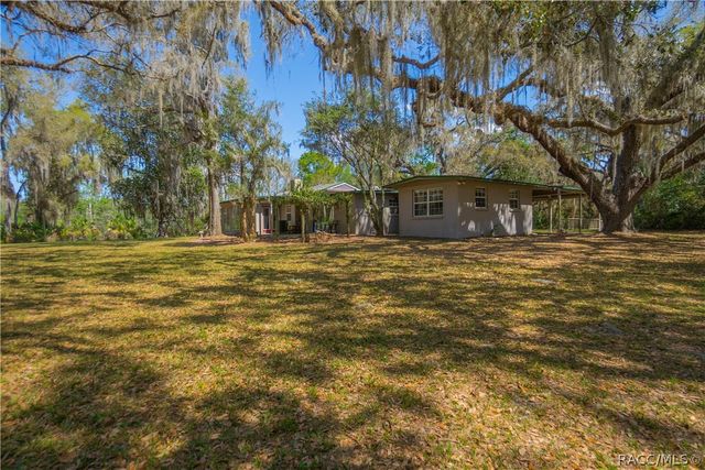 8050 S Baker Avenue, Floral City, FL 34436