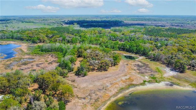 8050 S Baker Avenue, Floral City, FL 34436