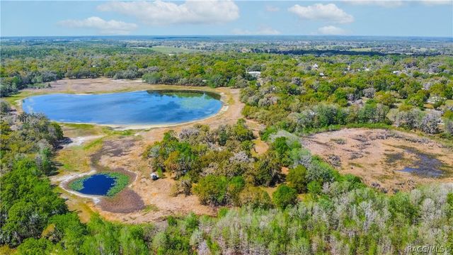 8050 S Baker Avenue, Floral City, FL 34436